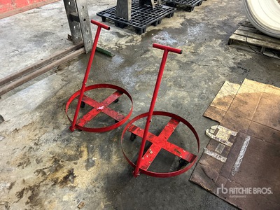 Quantity of (2) Oil Drum Trolley's Varios, tienda, almacen, consumidor