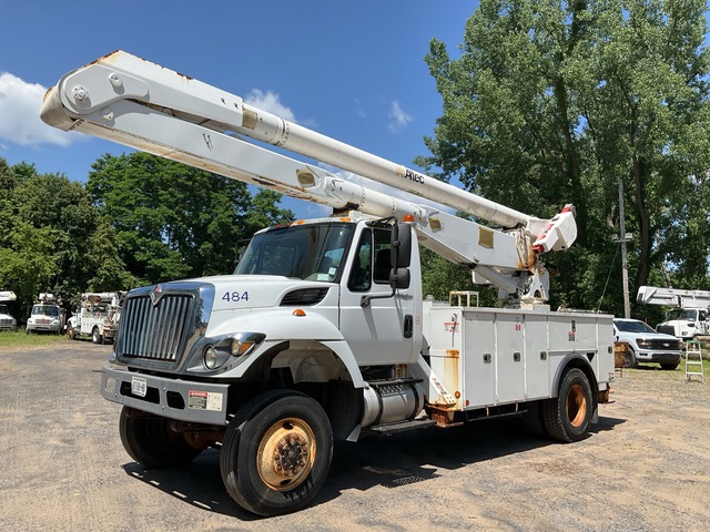 2013 Altec AA755 55 ft on 2014 International 7300 4x4 Cable Placer Bucket Truck