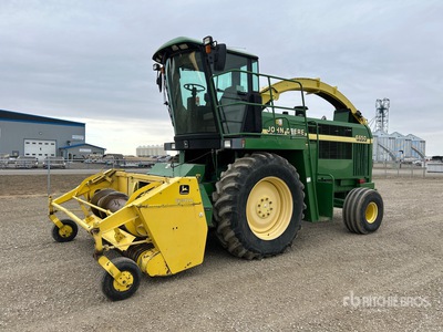 2001 John Deere 6650 2WD 9 ft Forage Harvester