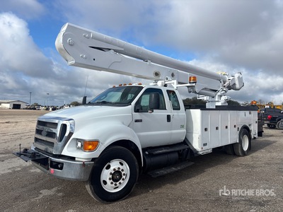 2011 Altec AE55E 55 ft on 2011 Ford F-750 4x2 Bucket Truck