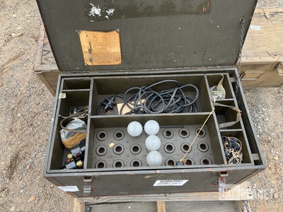 (1) General Illumination Light Set & (1) Floodlight Set