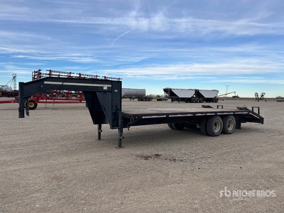 1998 Hay Shed 924G 24 ft T/A Gooseneck Remolque Portamaquinaria
