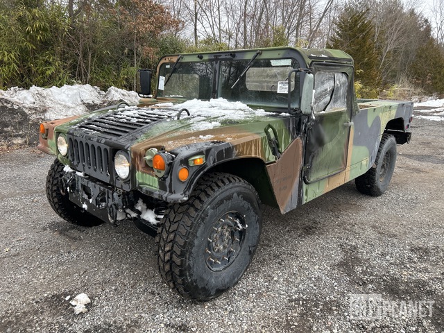 1996 AM General M1097A2 HMMWV 2 Door Soft Top w/Truck Body
