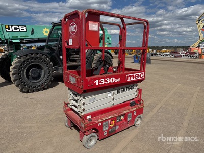 2017 MEC 1330SE Electric Scissor Lift