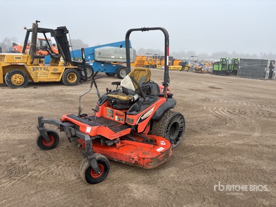Kubota ZD1211L Zero-Turn Lawn Mower