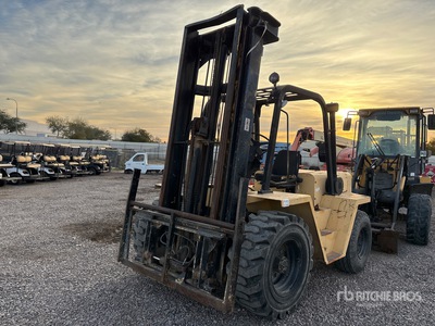1989 Cat R40 4x2 Rough Terrain Forklift (Inoperable)