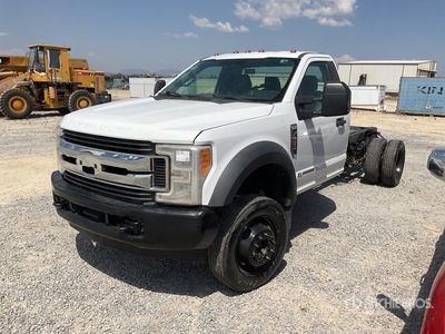 2017 Ford F-450 4x2 Camion Chasis Cabina (INOPERABLE) / Kabina i podwozie (Inoperable)