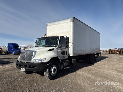 2018 International Durastar 4300 4x2 Furgonetka