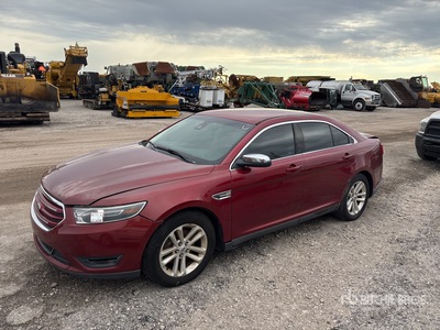 2017 Ford Taurus SEL Limited Automobile