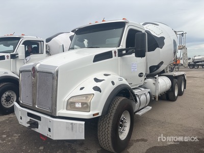 2016 Kenworth T880 6x4 Mixer Truck