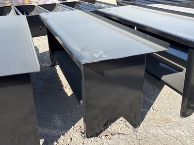 2025 Kit Containers WB-90-243 26 in x 90 in Steel Établi de travail (Unused)