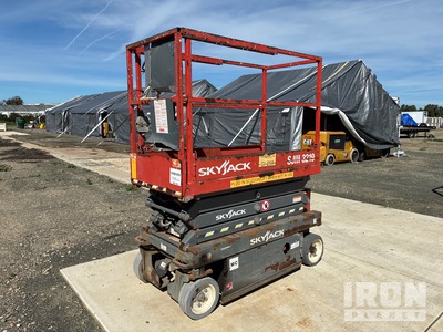 Skyjack SJIII-3219 Electric Piattaforma aerea verticale