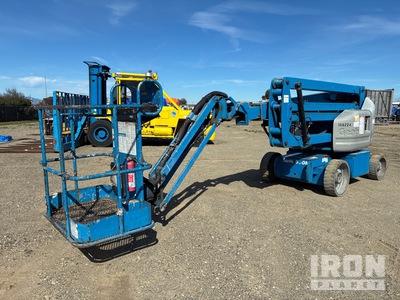 2015 Genie Z40/23NRJ 2WD Electric Articulating Boom Lift