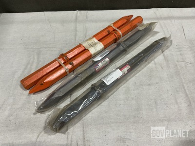 (79) Point Paving Breaker Moils