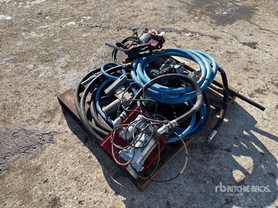 Quantity of Portable Fuel Pump