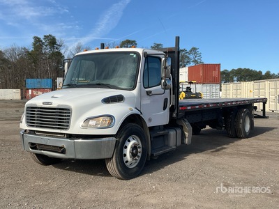 2016 Freightliner M2 106 4x2 Camion à Plateau