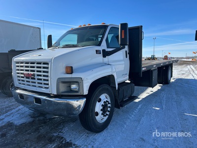 2007 GMC C6500 شاحنة مسطحة