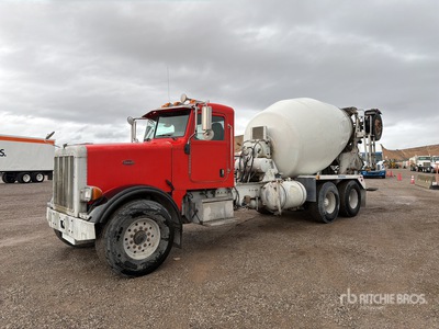 2007 Peterbilt 357 8x4 Mixer vrachtwagen