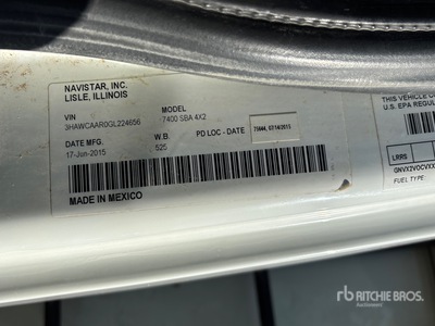 2016 International 7400 4x2 Feed Truck