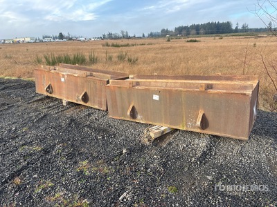 Quantity of (2) Contrapeso