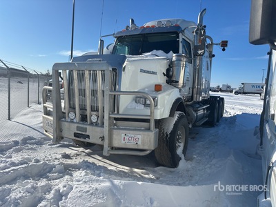 2014 Western Star 4900 8x6 Heavy Haul Tri/A Sleeper Truck Tractor (Inoperable)