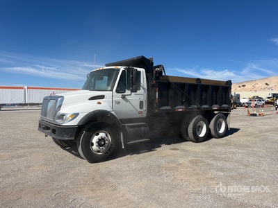 2005 International 7500 6x4 T/A Dump Truck