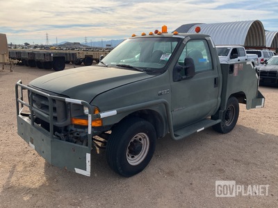 2000 Ford F-350 Super Duty Aircraft Pushback Tractor