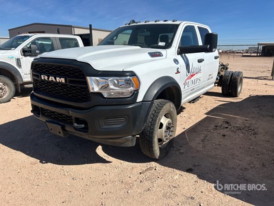 2022 Ram 5500 4x4 Crew Cab Fahrgestell