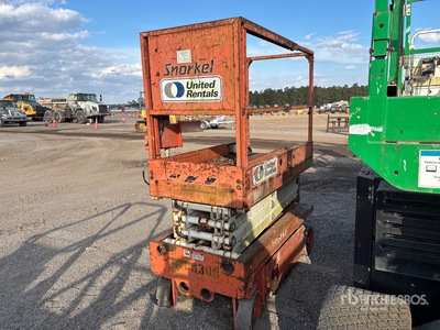 Snorkel S1930 Electric Scissor Lift