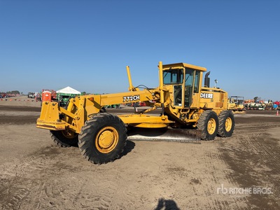 1998 John Deere 772CH AWD Motor Grader