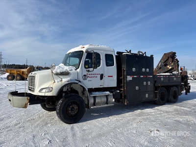 2005 Freightliner M2 6x4 Extended Cab Service Truck