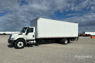 2022 International MV607 4x2 Van Truck