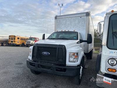 2018 Ford F-650 4x2 Van Truck