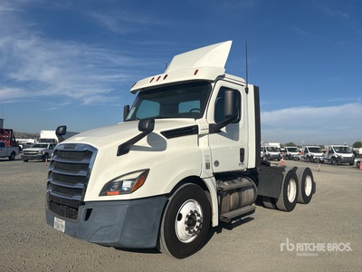 2018 Freightliner Cascadia 126 6x4 T/A Day Cab Truck Tractor