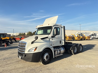 2018 Freightliner Cascadia 126 6x4 T/A Day Cab Truck Tractor
