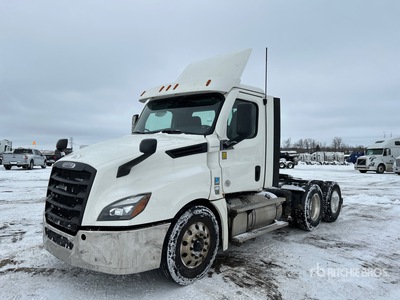 2021 Freightliner Cascadia 126 6x4 T/A Day Cab Truck Tractor