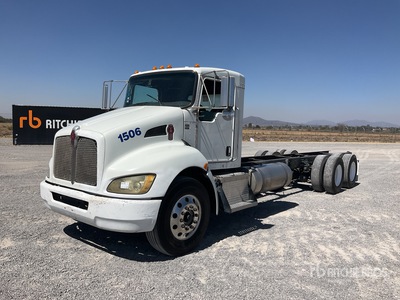 2013 Kenworth T370 6x2 Tractocamion / Cab & Chassis
