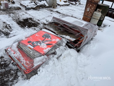 Quantity of (2) Pallets of Straßenschilder