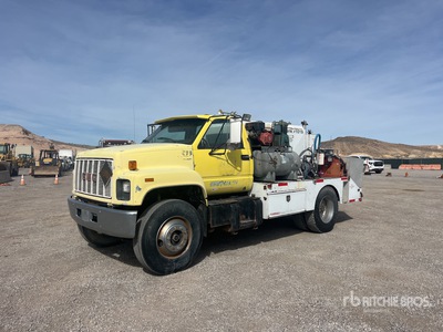 1991 GMC Topkick 4x2 Fuel and Lube Truck