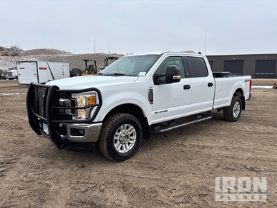 2017 Ford F-250 XLT 4x4 Crew Cab Pickup