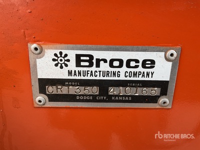 2017 Broce CRT350 Barredora / Barredora