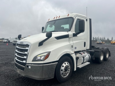 2019 Freightliner Cascadia 126 6x4 T/A Day Cab Truck Tractor