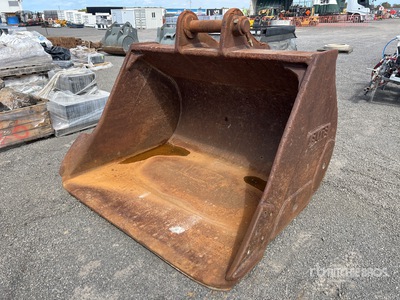 Elite 2000 mm Cleanup Bucket