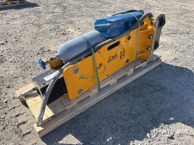 2025 JW JW530 Q/C Hydraulic Breaker - Fits 2 - 5 Ton