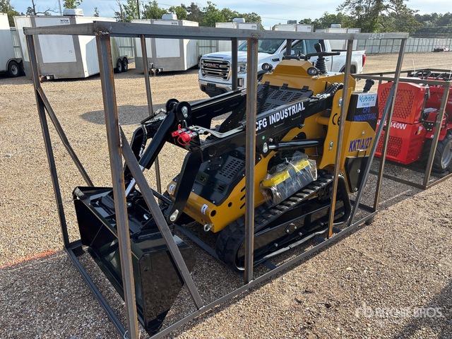 2026 CFG KKTA27 Mini Compact Track Loader (Unused)
