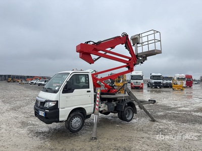 2016 Comet New Eurosky 14/2/6/JIB 14 m on Piaggio Porter Maxxi Camion de cubo