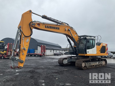 2021 Liebherr R938 Tracked Excavator