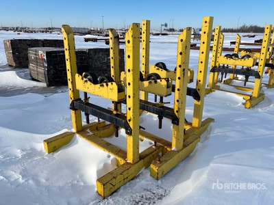 Quantity of (3) Adjustable pipe stand with roller heads