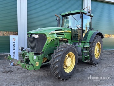 2005 John Deere 7720 4WD Tractor