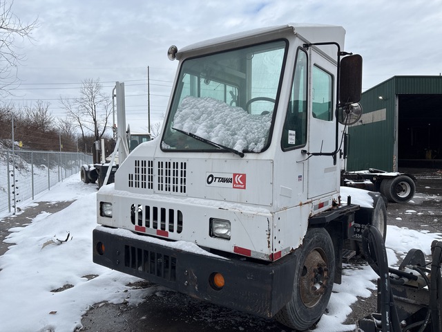 2004 Kalmar 30 4x2 Spotter Truck